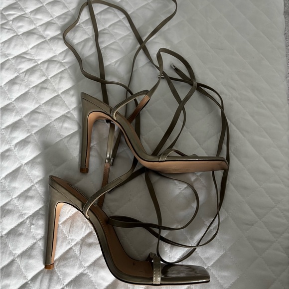 Steve Madden Olive Strappy Heels - Picture 1 of 3